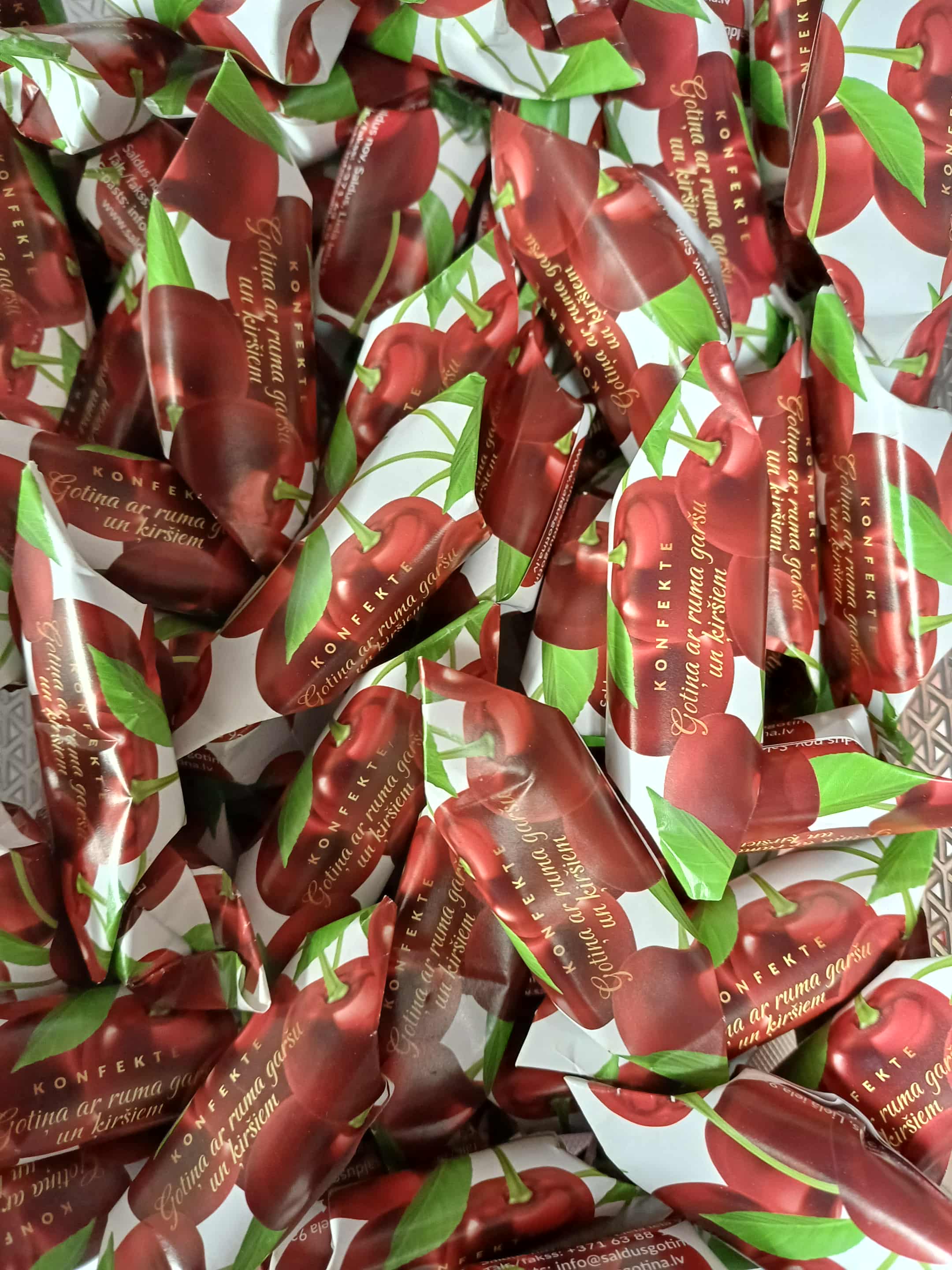 Latviška karvutė romo skonio su vyšniomis 100 gr.