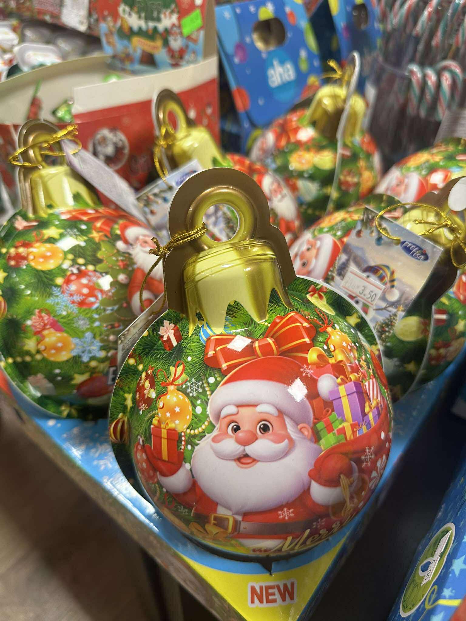 Žaisliukas XL su saldainiais ir žaislu