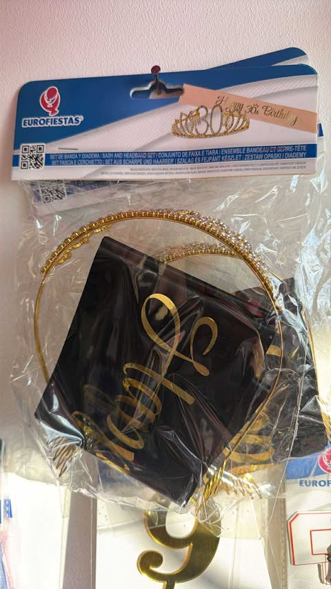 Karūna ir juosta 30m.