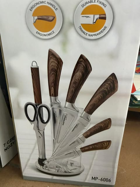 8 dalių peilių rinkinys